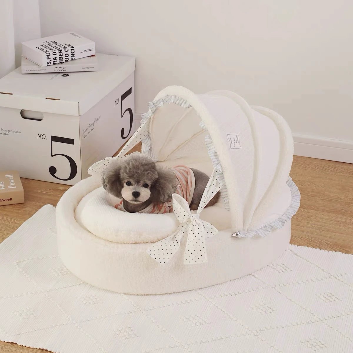 Minan White Cradle Pet Bed by Minan