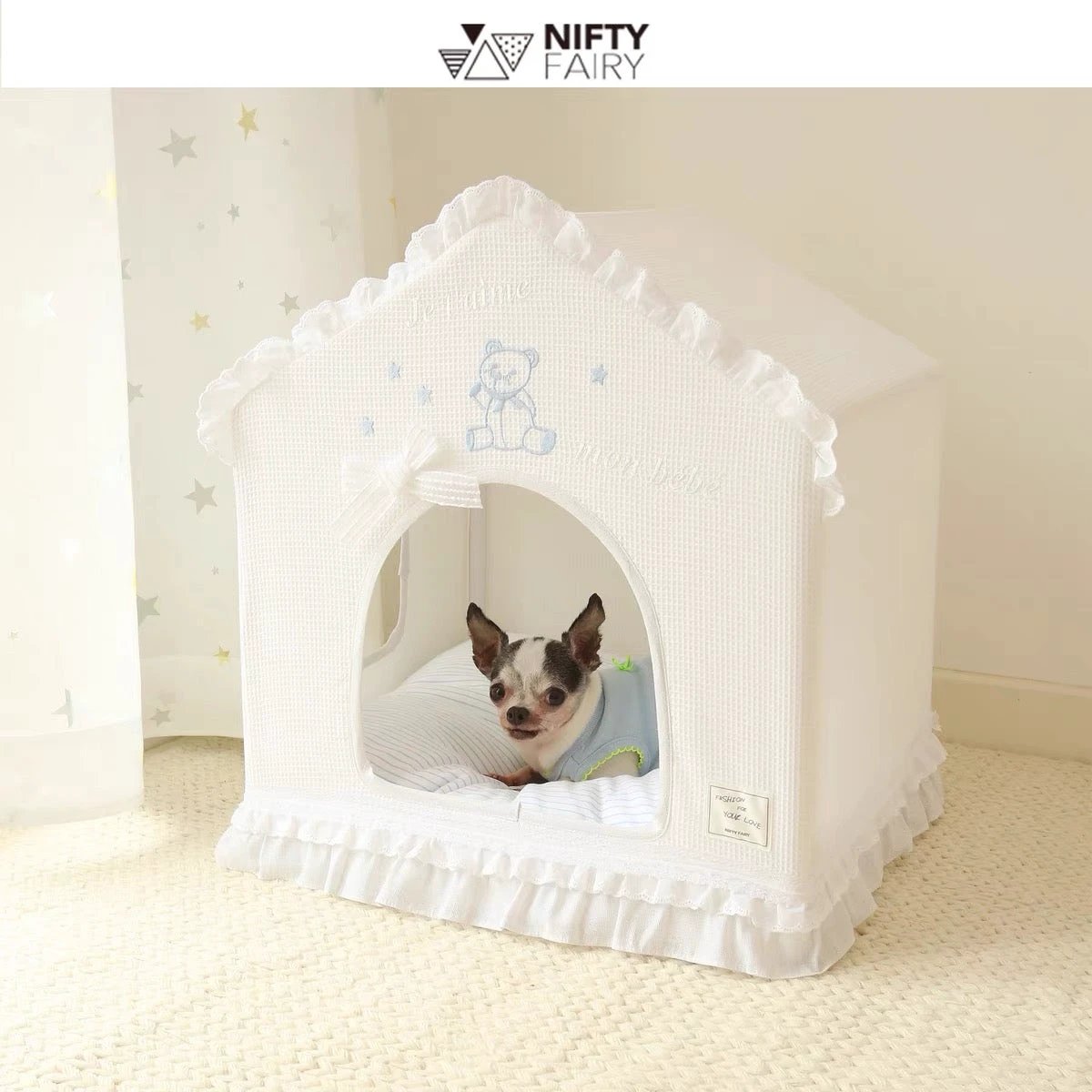 Minan White Hear House Pet Bed by Minan