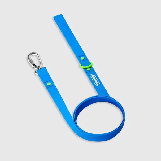 Canada Pooch Waterproof Leash by Canada Pooch