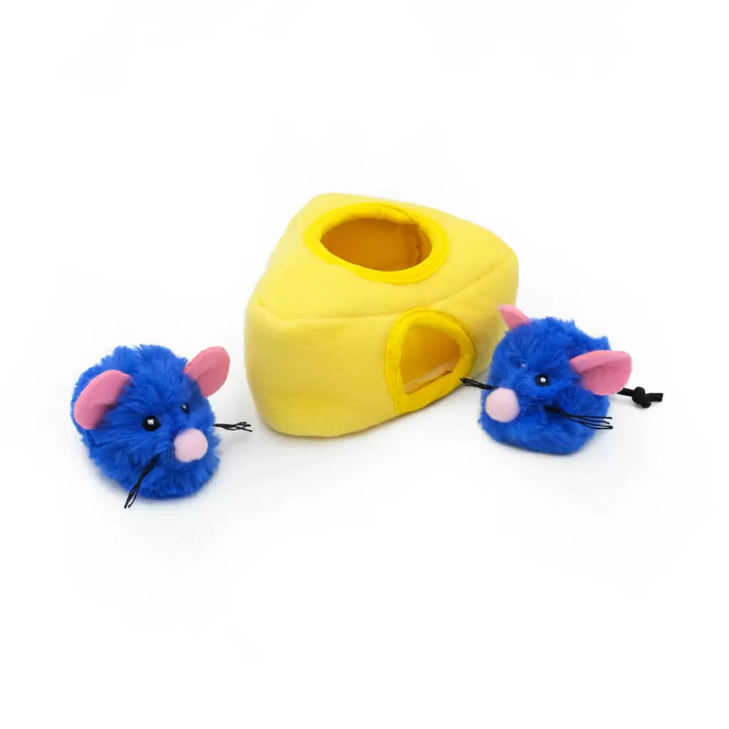 ZippyClaws Burrow - Mice 'n Cheese Cat Toy