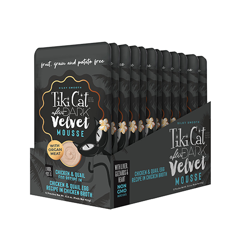 Nourriture humide pour chats Tiki Cat® After Dark - Mousse veloutée au poulet et au bœuf dans un bouillon de poulet 2,8 oz