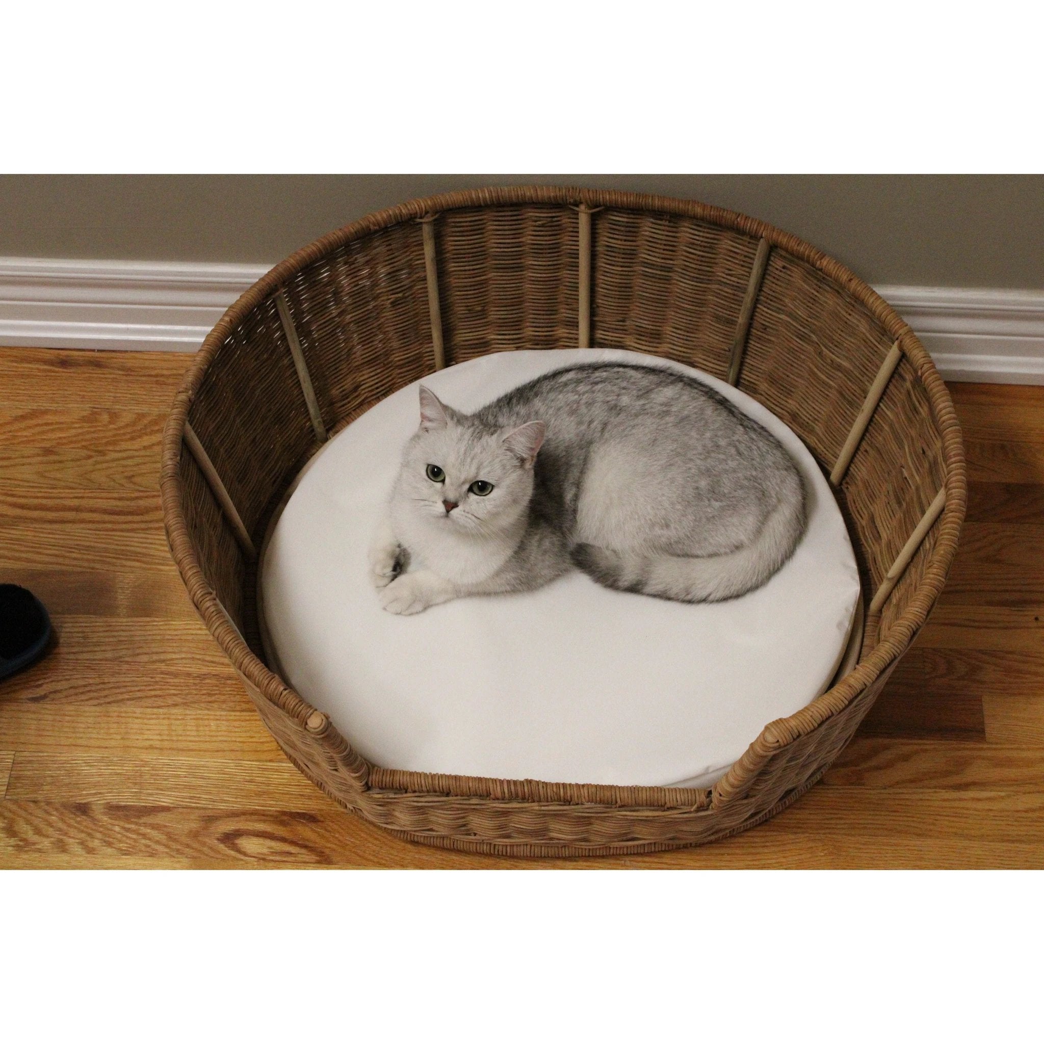 Chaiyat Boutique SnuggleNest Basket Pet Bed by Chaiyat Boutique